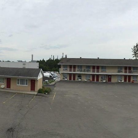 Hotel Motel Hospitalite Levis Ngoại thất bức ảnh